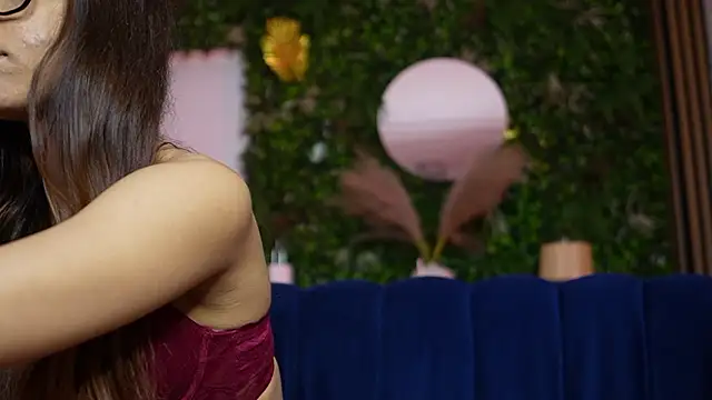 sisi von dee online show from March 7, 8:39 pm