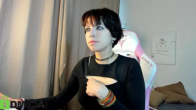 Sara Frayer online show from October 27, 9:02 am