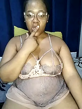 SweetJuicyPussy97 online show from February 2, 5:44 pm