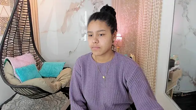 AriaVega online show from April 20, 1:03 pm