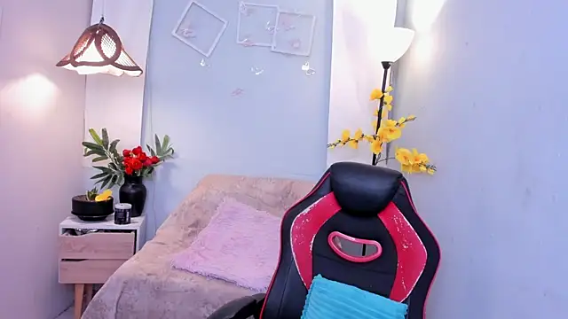 Snapshot of AriaVega chatting on June 24, 12:48 pm AriaVega online show from June 24, 12:48 pm