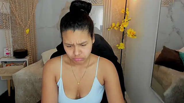 Snapshot of AriaVega chatting on July 26, 12:56 pm AriaVega online show from July 26, 12:56 pm