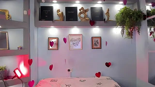 Alana Martinez  online show from February 26, 7:46 pm