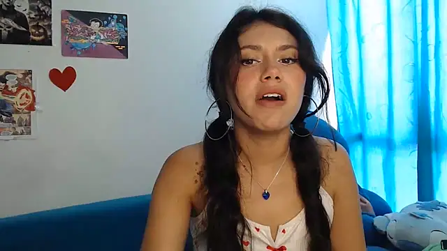 Snapshot of caramel_doll__ chatting on June 1, 3:36 pm caramel doll online show from June 1, 3:36 pm
