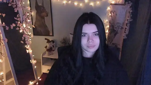 Mona Esty online show from February 2, 7:51 am