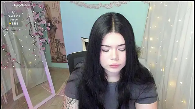 Mona Esty online show from March 16, 7:12 am