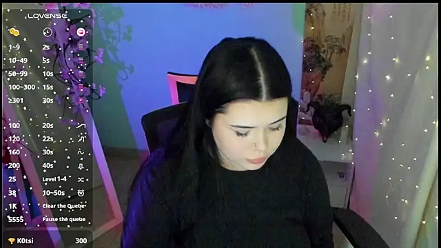 Snapshot of Mona_Esty chatting on June 18, 9:14 am Mona Esty online show from June 18, 9:14 am