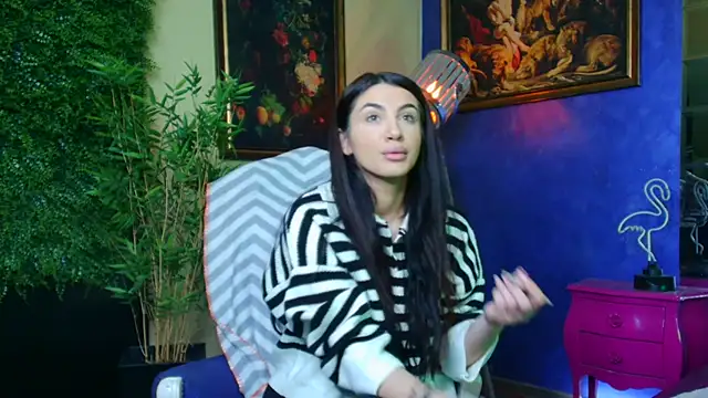 nicolepalmer online show from October 30, 8:05 am