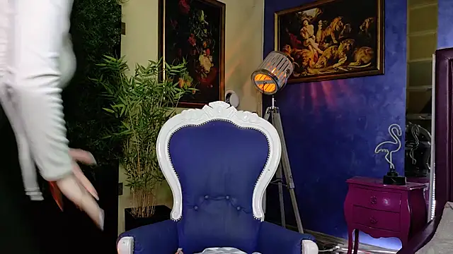 nicolepalmer online show from January 16, 8:40 am