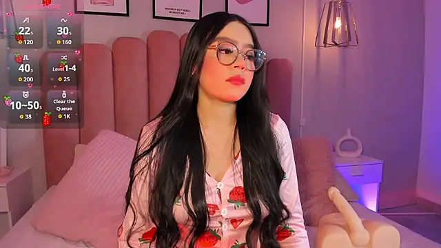 mara swan  online show from February 15, 4:03 pm