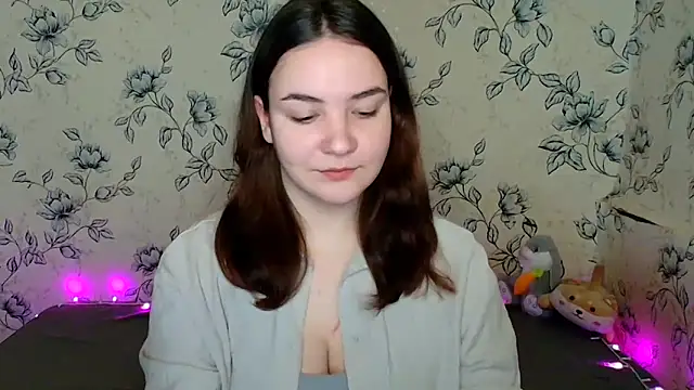 Snapshot of OliviaMontgommery chatting on March 25, 7:58 am OliviaMontgommery online show from March 25, 7:58 am