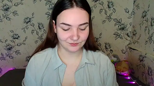 Snapshot of OliviaMontgommery chatting on March 29, 12:38 pm OliviaMontgommery online show from March 29, 12:38 pm