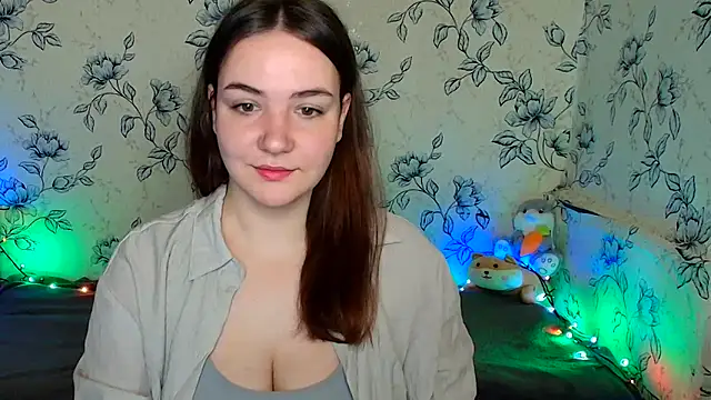 Snapshot of OliviaMontgommery chatting on May 15, 11:17 am OliviaMontgommery online show from May 15, 11:17 am