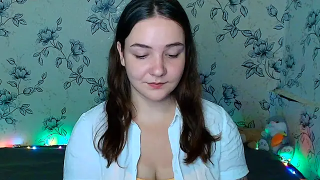Snapshot of OliviaMontgommery chatting on June 20, 3:37 pm OliviaMontgommery online show from June 20, 3:37 pm