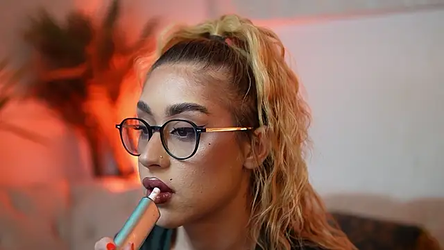 AileenKiss online show from February 26, 10:20 pm