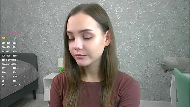 SweetSaraPie online show from October 29, 7:04 pm