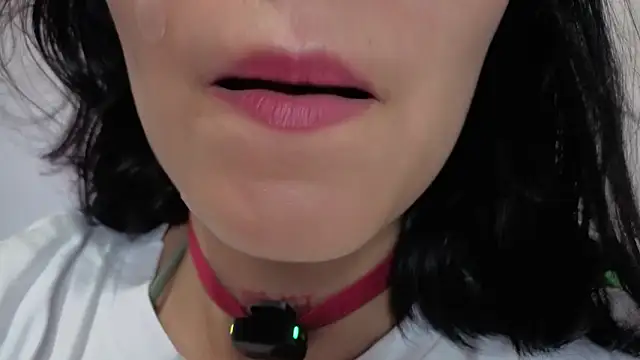 Qadeshoficial online show from February 16, 8:05 pm