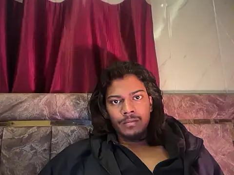 Ujjwallkumar0069 online show from December 2, 8:26 pm