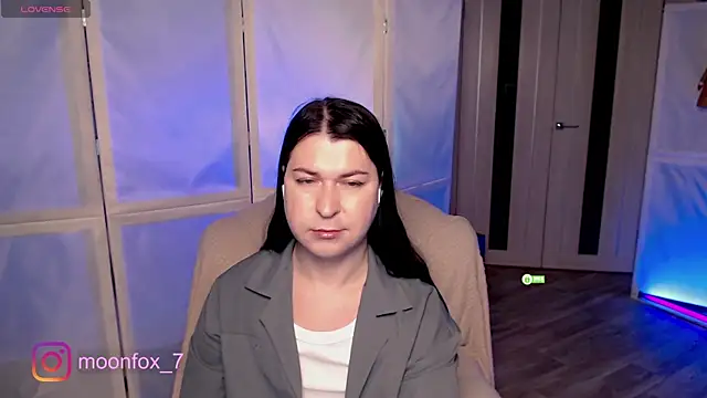 micromouse mo online show from January 15, 11:08 pm