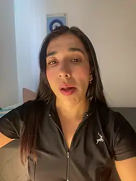 Snapshot of SabrinaEvanss_ chatting on April 25, 8:17 pm SabrinaEvanss online show from April 25, 8:17 pm