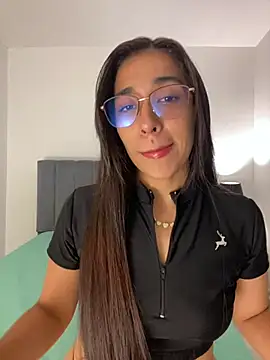 Snapshot of SabrinaEvanss_ chatting on May 19, 7:53 pm SabrinaEvanss online show from May 19, 7:53 pm