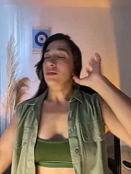 Snapshot of SabrinaEvanss_ chatting on June 2, 7:38 pm SabrinaEvanss online show from June 2, 7:38 pm