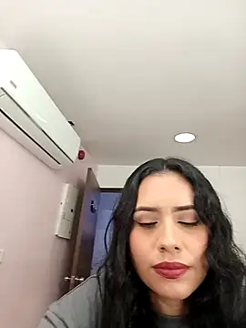 VictoriaVixxen online show from October 15, 2:44 am