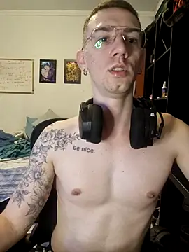 SweetGoodBoy22 online show from November 11, 11:16 pm