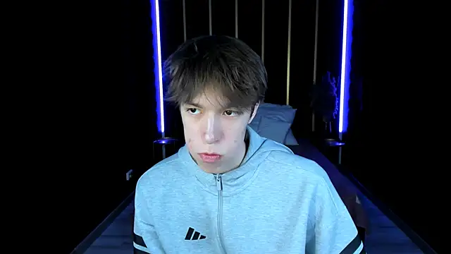 MarkBranston online show from April 24, 12:40 pm