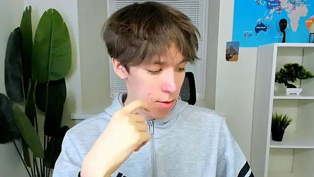 MarkBranston online show from April 25, 2:25 pm