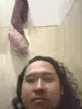 Snapshot of latexidn chatting on December 17, 8:04 pm latexidn online show from December 17, 8:04 pm