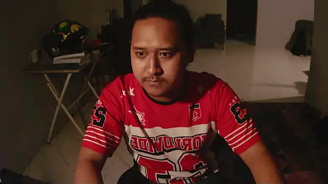 Snapshot of latexidn chatting on February 11, 6:46 pm latexidn online show from February 11, 6:46 pm