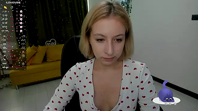 Emma Garcias online show from October 11, 11:09 am