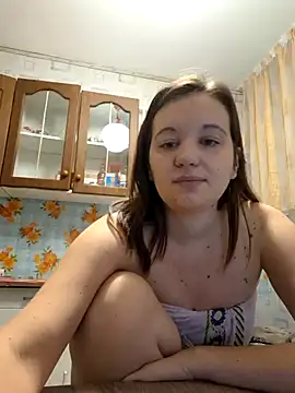 Snapshot of Lorie_Jillian chatting on October 20, 12:11 am Lorie Jillian online show from October 20, 12:11 am