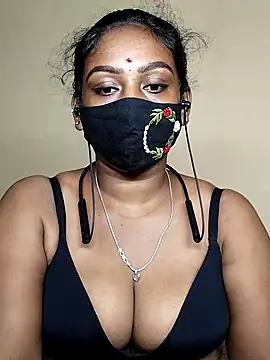 Snapshot of tamil_Monisha chatting on June 16, 7:11 am tamil Monisha online show from June 16, 7:11 am