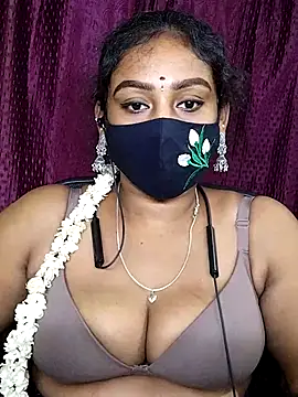 Snapshot of tamil_Monisha chatting on July 12, 7:05 pm tamil Monisha online show from July 12, 7:05 pm