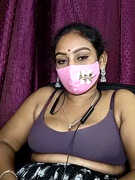 Snapshot of tamil_Monisha chatting on July 28, 7:39 pm tamil Monisha online show from July 28, 7:39 pm