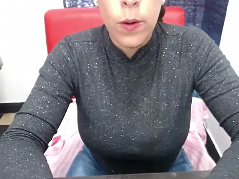 Snapshot of dalilah_pervertt chatting on December 20, 2:35 pm dalilah pervertt online show from December 20, 2:35 pm