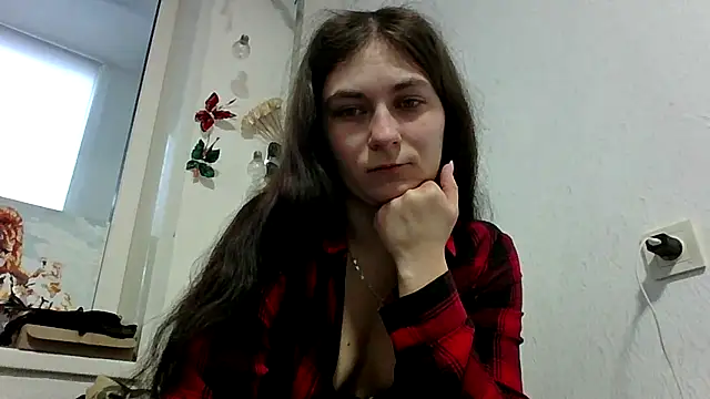 Twolatte1520 online show from March 6, 10:45 am