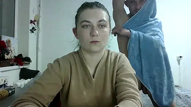 Twolatte1520 online show from April 24, 7:16 pm