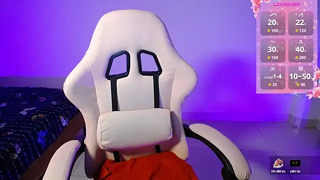 Snapshot of diabliita_ chatting on February 14, 6:04 pm diabliita online show from February 14, 6:04 pm