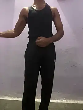 Snapshot of OooYessboyy chatting on October 4, 6:28 pm OooYessboyy online show from October 4, 6:28 pm