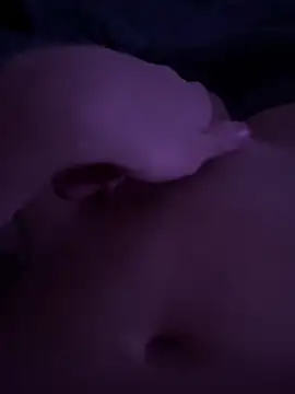 Snapshot of nieonixpeek19 chatting on December 16, 10:59 pm nieonixpeek19 online show from December 16, 10:59 pm