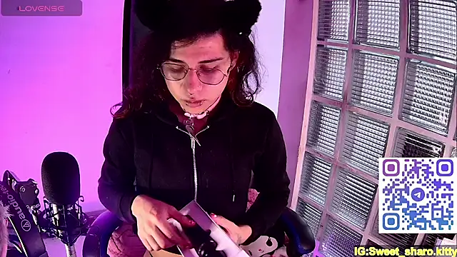 Sweet-SharoKitty online show from May 8, 6:57 pm