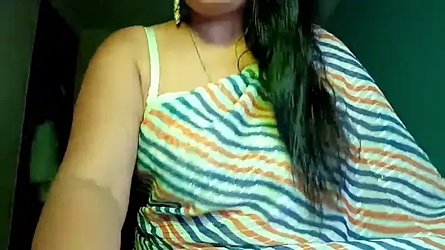 Snapshot of horny_milf_couple chatting on May 30, 10:23 am horny milf couple online show from May 30, 10:23 am