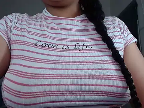 Snapshot of Agatha_milk24 chatting on October 17, 2:30 pm Agatha milk24 online show from October 17, 2:30 pm