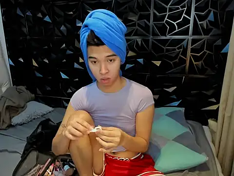 Yourdreamgoddess online show from June 2, 4:53 pm