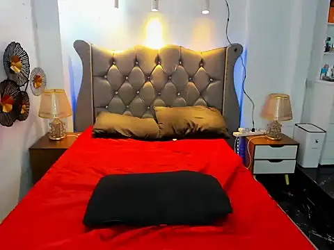 Snapshot of Yourdreamgoddess chatting on June 25, 4:00 pm Yourdreamgoddess online show from June 25, 4:00 pm