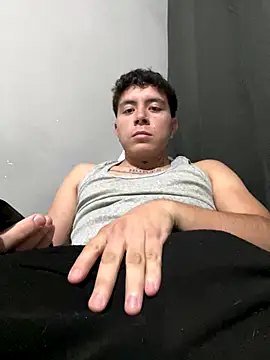 Snapshot of Alejandro26271 chatting on October 9, 8:01 am Alejandro26271 online show from October 9, 8:01 am