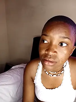 Snapshot of FreakieKay chatting on October 8, 7:06 am FreakieKay online show from October 8, 7:06 am